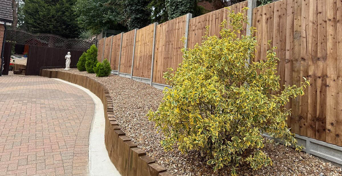 fencing Bedfordshire